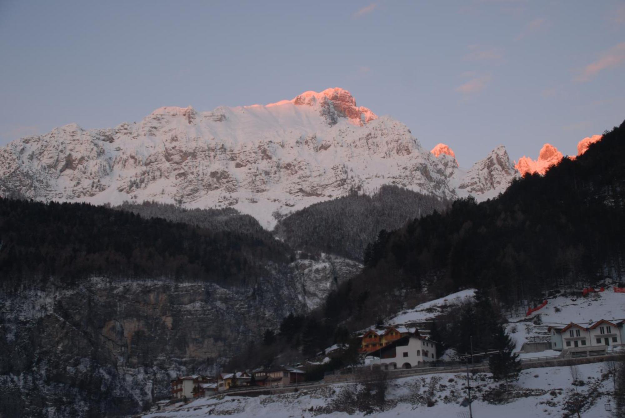 Hotel Lory - Molveno - Dolomiti Exteriör bild